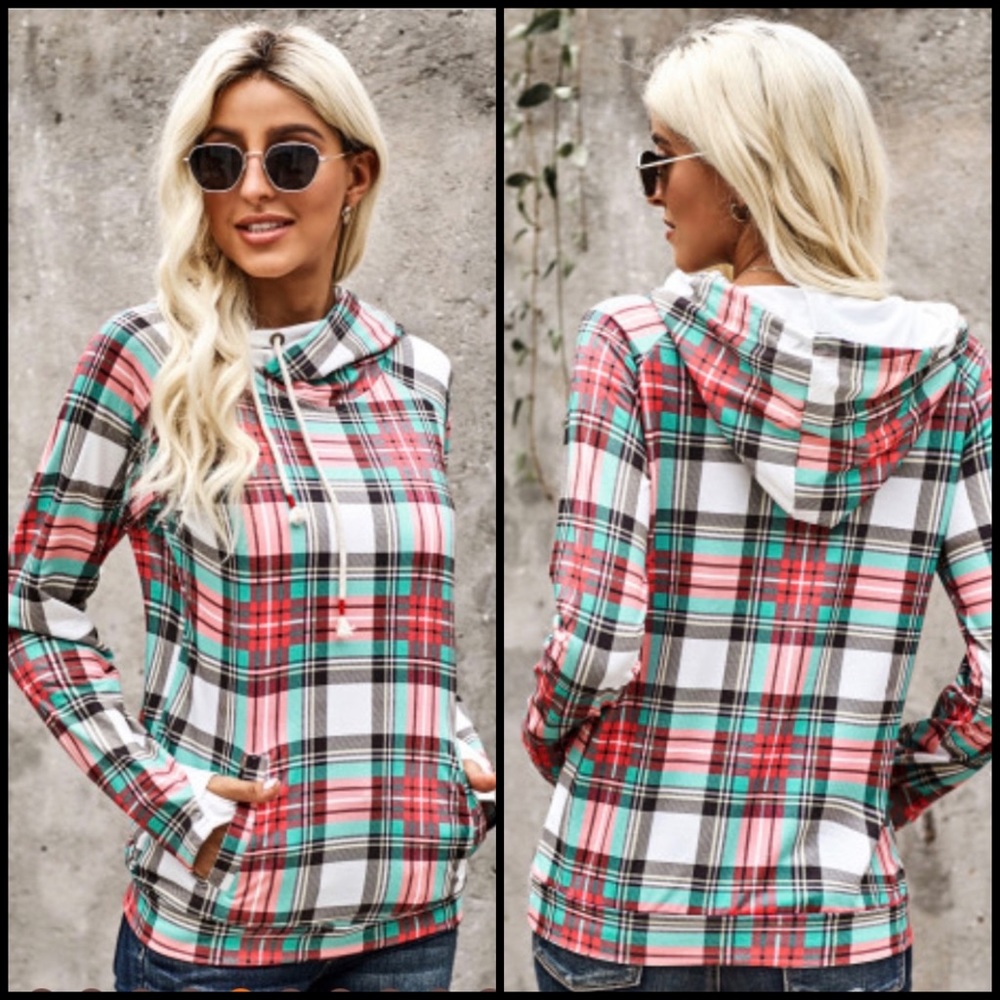 ⭐️HPx3⭐️• Plaid Cowl Neck Drawstring Hoodie w/ Thumb Holes